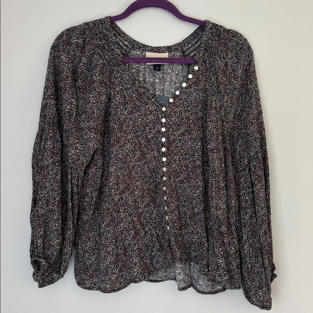 Universal Thread Button Up V Neck Blue and Purple Patterned Blouse Size Small